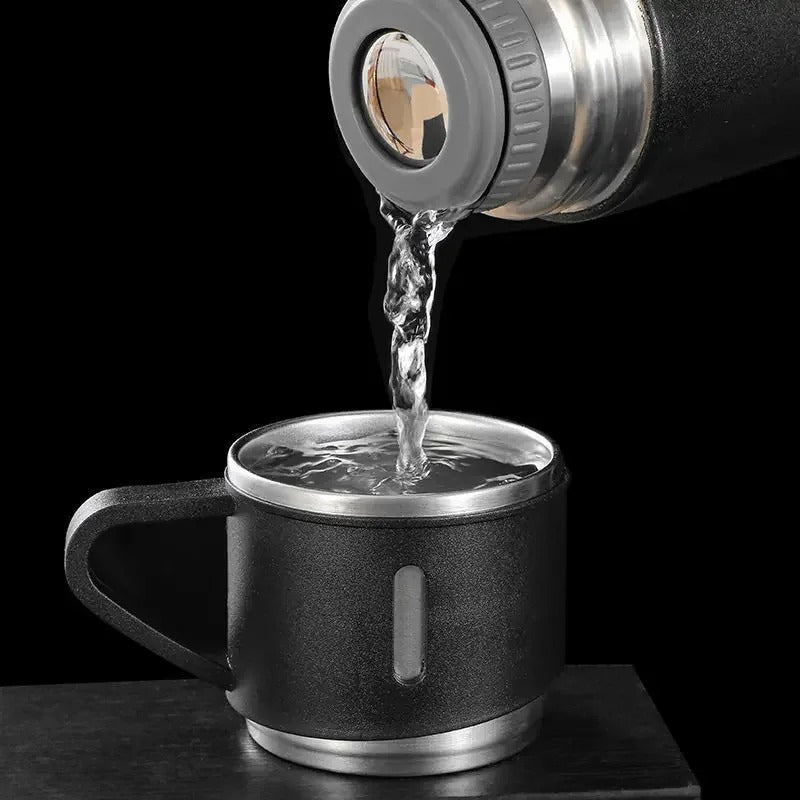 Kit Garrafa Térmica 500ml + 3 Xícaras – Mantém Bebidas Quentes e é Ótimo para Presentear