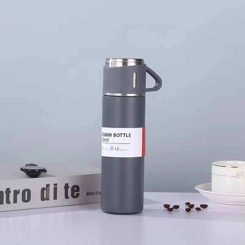Kit Garrafa Térmica 500ml + 3 Xícaras – Mantém Bebidas Quentes e é Ótimo para Presentear
